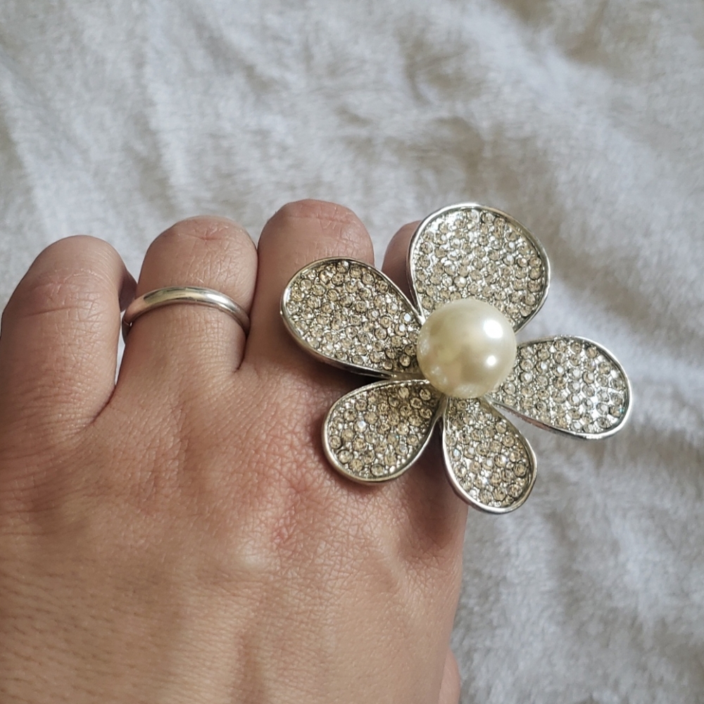 Adjustable Statement Cocktail Ring - image 2